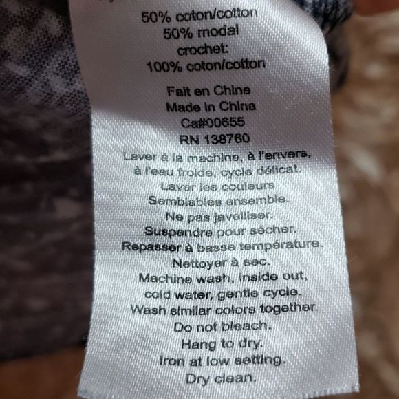 4/$20 😍Thyme Floral Blouse/Top 👚Add on item - Picture 6 of 8